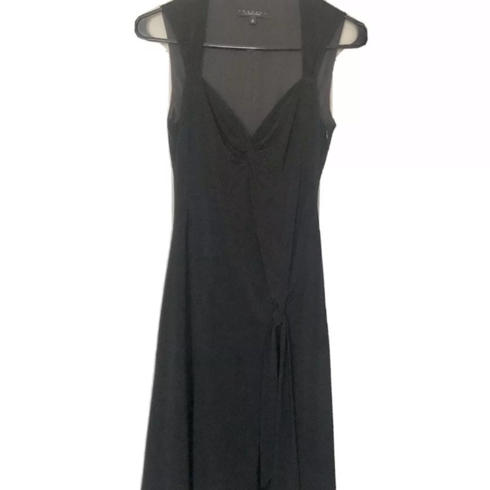 LAUNDRY Black dress, knot front, hi-lo hem, twist front neckline. Size 6